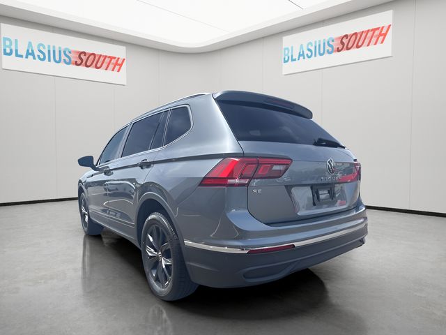 2023 Volkswagen Tiguan view 5
