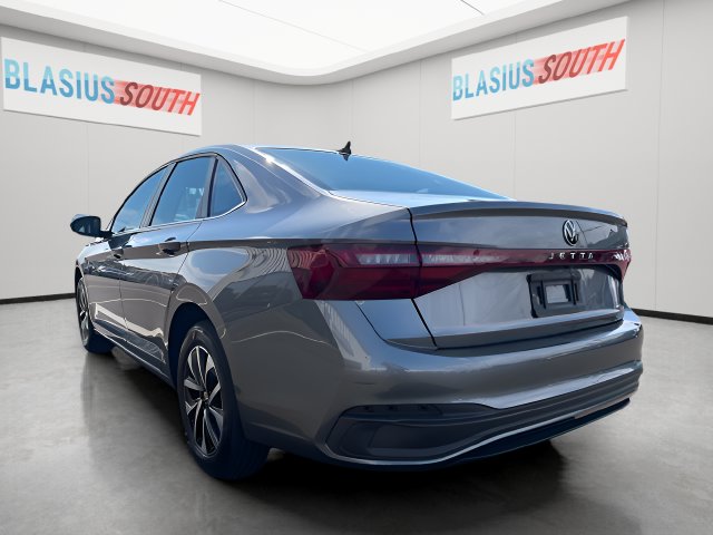 2025 Volkswagen Jetta view 5