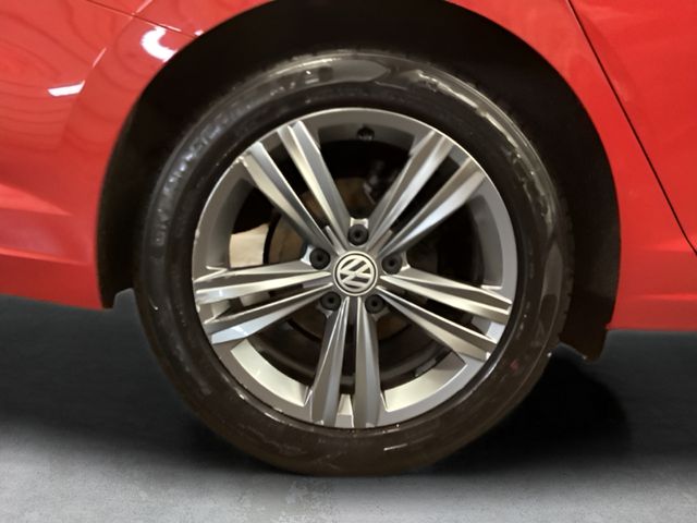 2020 Volkswagen Jetta view 4
