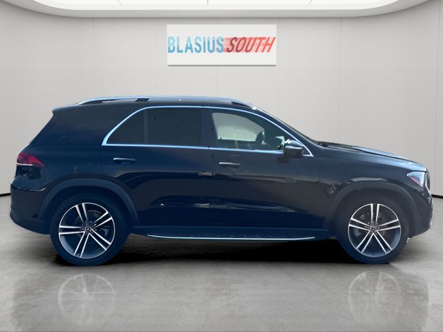 2021 Mercedes-Benz GLE view 2
