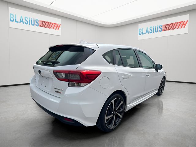 2023 Subaru Impreza view 3
