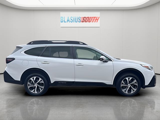 2020 Subaru Outback view 2