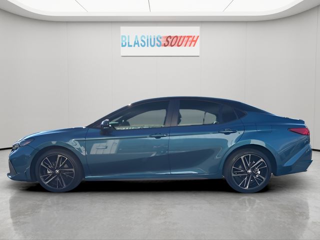 2025 Toyota Camry view 4