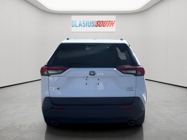 2023 Toyota RAV4 Hybrid view 4