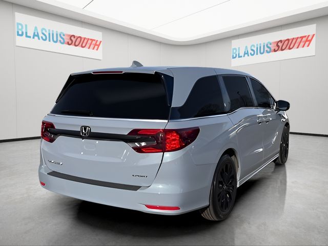 2024 Honda Odyssey view 3