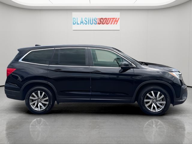 2019 Honda Pilot view 2