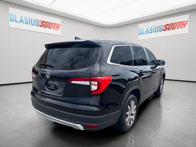 2019 Honda Pilot view 3