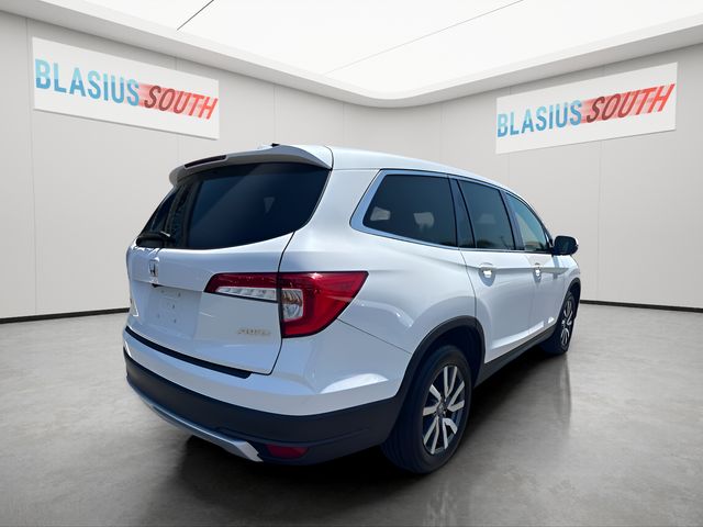 2022 Honda Pilot view 5