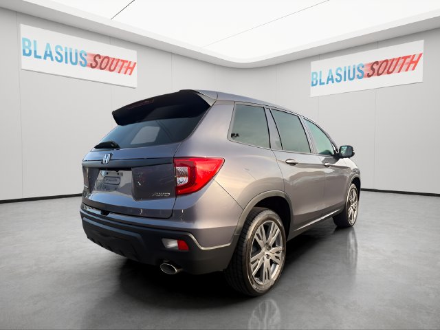2019 Honda Passport view 3