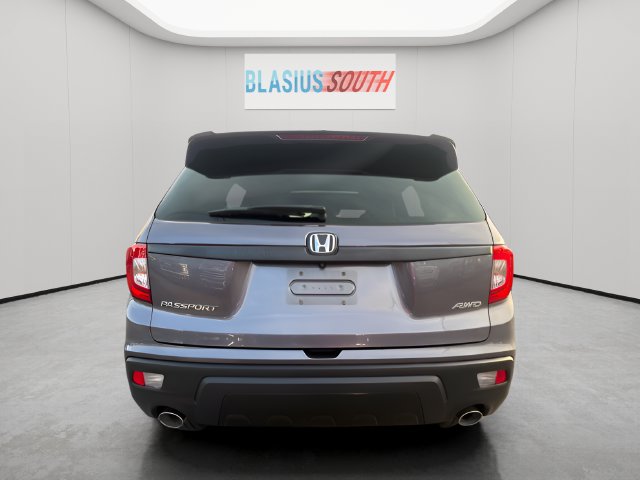 2019 Honda Passport view 4