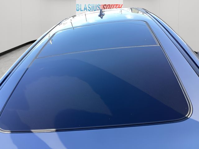 2023 Acura MDX view 5