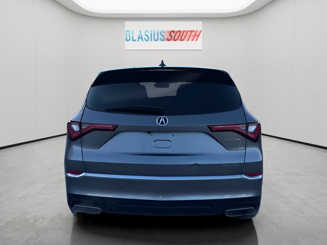 2023 Acura MDX view 4