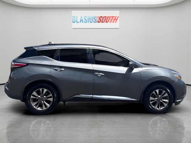 2018 Nissan Murano view 2