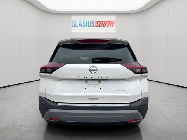 2023 Nissan Rogue view 4