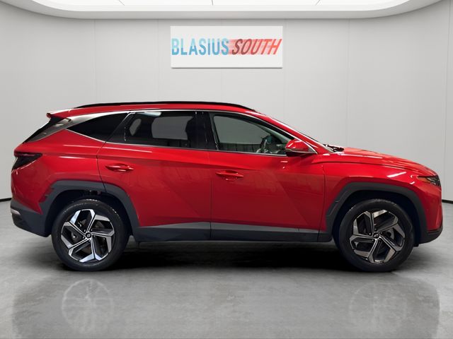 2023 Hyundai Tucson view 2