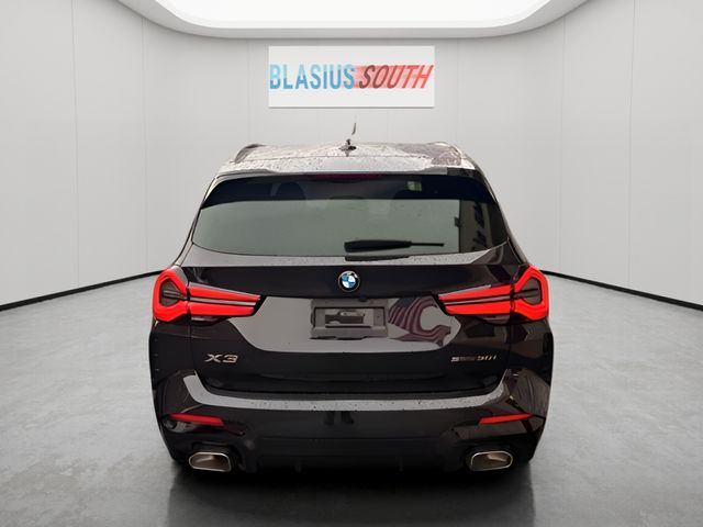 2024 BMW X3 view 4