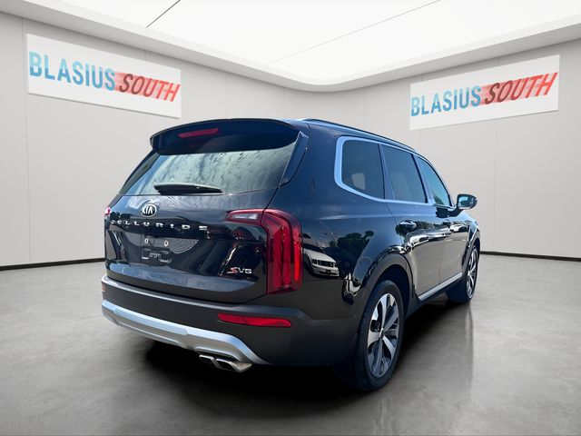 2021 Kia Telluride view 3