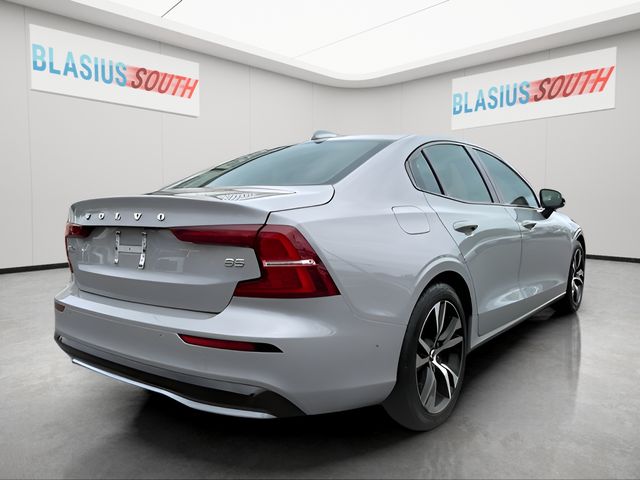 2024 Volvo S60 view 3