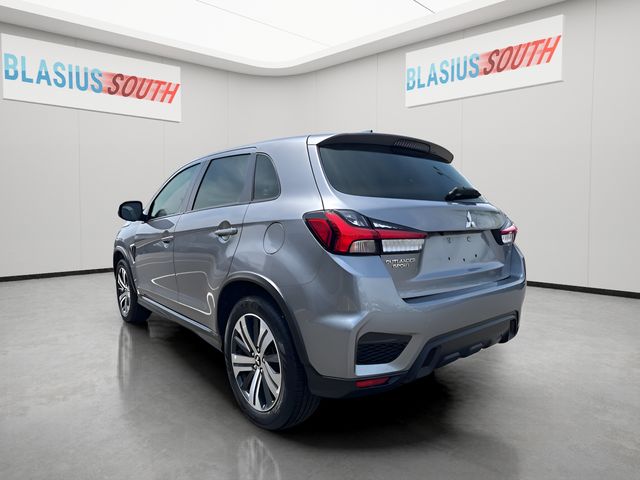 2024 Mitsubishi Outlander Sport view 5