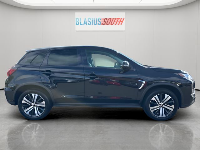 2025 Mitsubishi Outlander Sport view 2