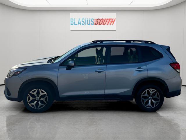 2023 Subaru Forester Premium - Photo 6