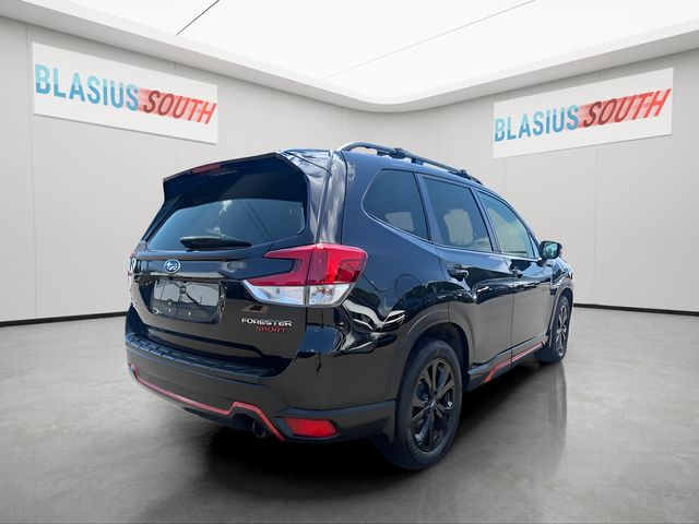 2020 Subaru Forester view 3