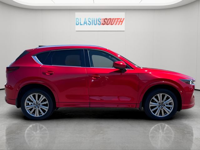 2023 Mazda CX-5 view 2