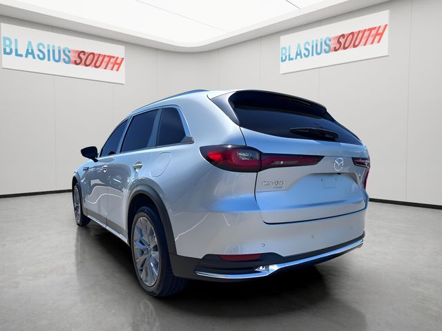 2024 Mazda CX-90 view 5