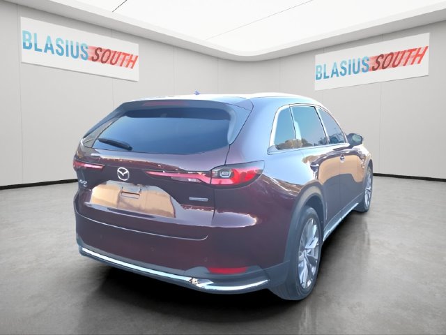 2024 Mazda CX-90 view 3