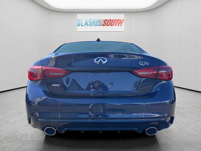 2023 INFINITI Q50 view 4
