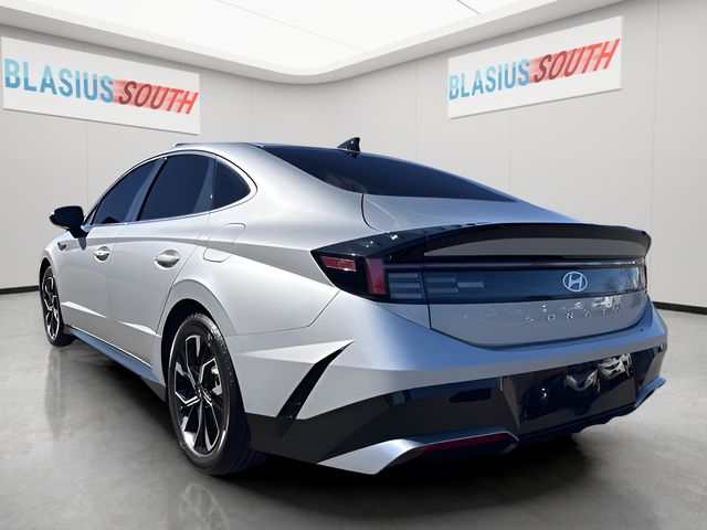2025 Hyundai Sonata view 5