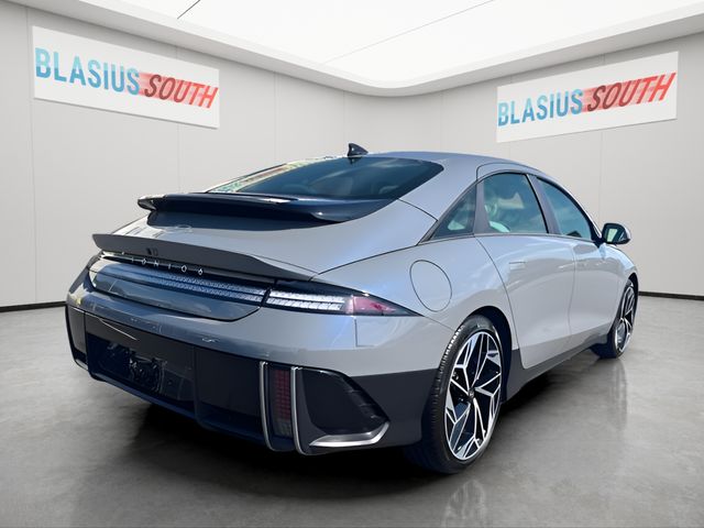 2023 Hyundai IONIQ 6 view 3