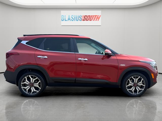 2021 Kia Seltos view 2