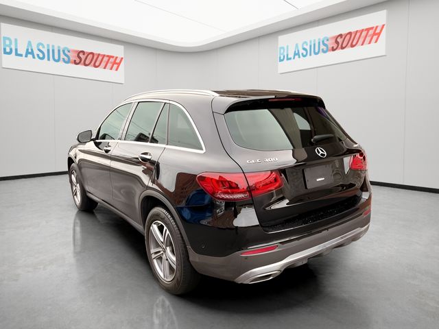 2022 Mercedes-Benz GLC view 5