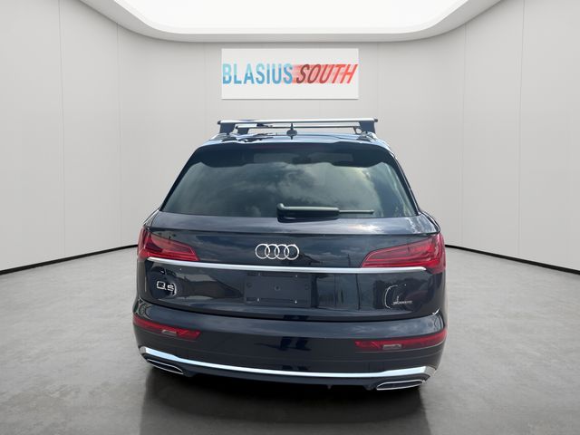 2023 Audi Q5 view 4