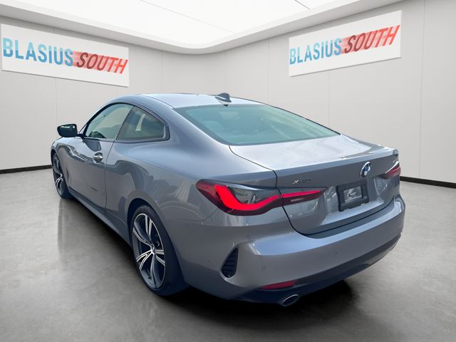 2023 BMW 4 Series view 5