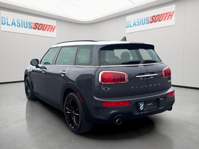 2019 MINI Cooper S Clubman view 5
