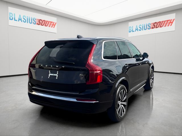 2025 Volvo XC90 view 3