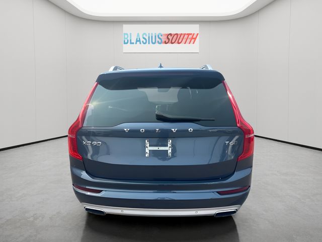 2018 Volvo XC90 view 4