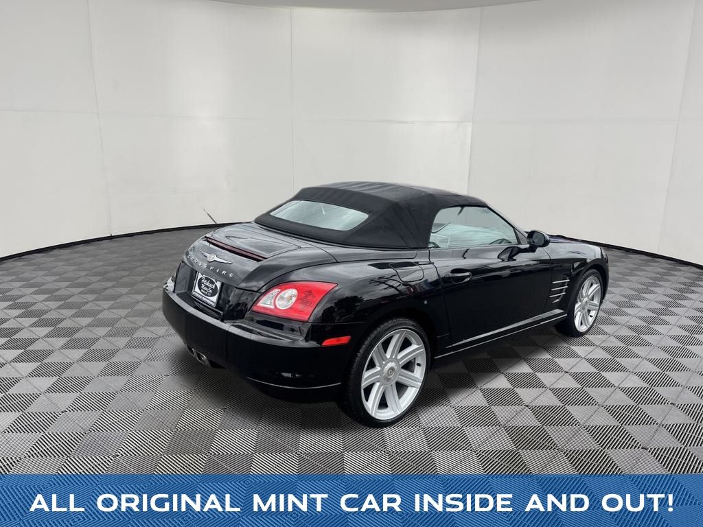 2007 Chrysler Crossfire view 5