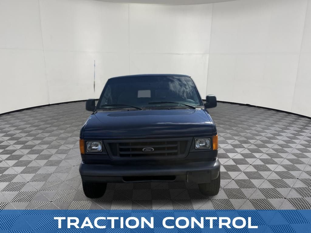 2007 Ford E-350SD view 2