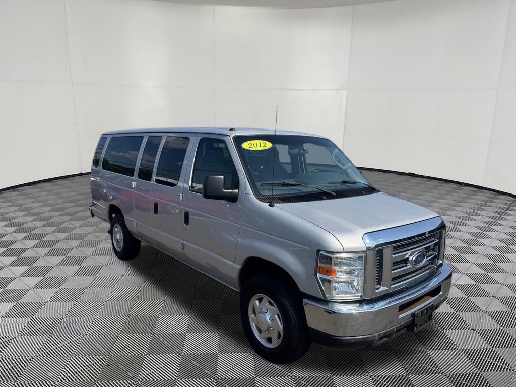 2012 Ford E-350SD view 3