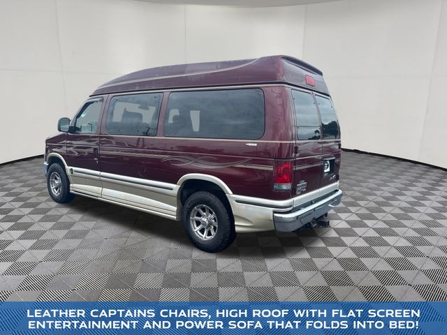 2009 Ford E-250 view 3