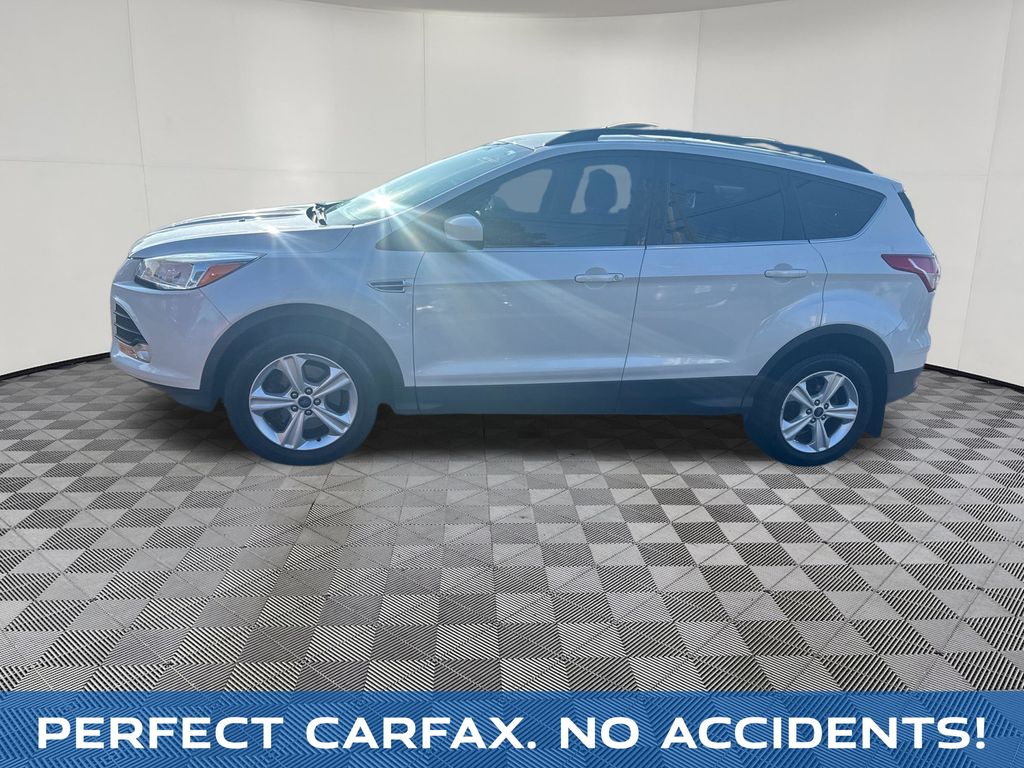 2016 Ford Escape view 2
