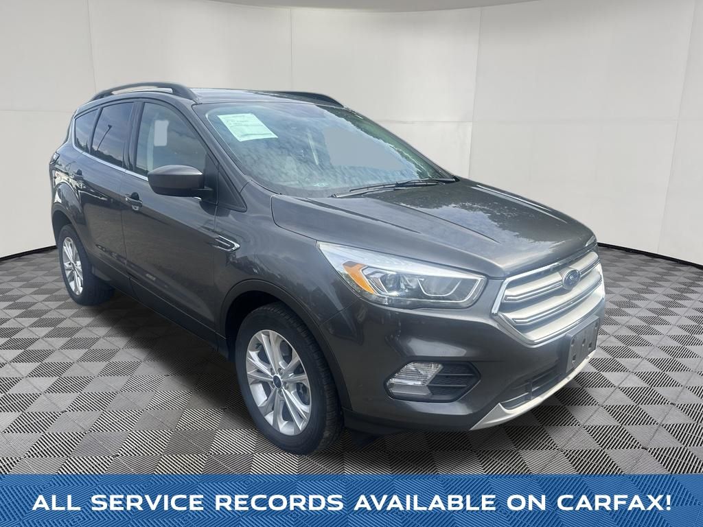 2017 Ford Escape view 3