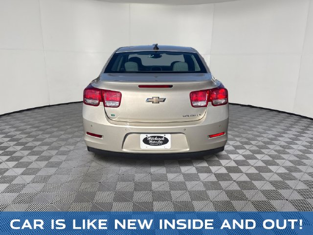 2015 Chevrolet Malibu view 5