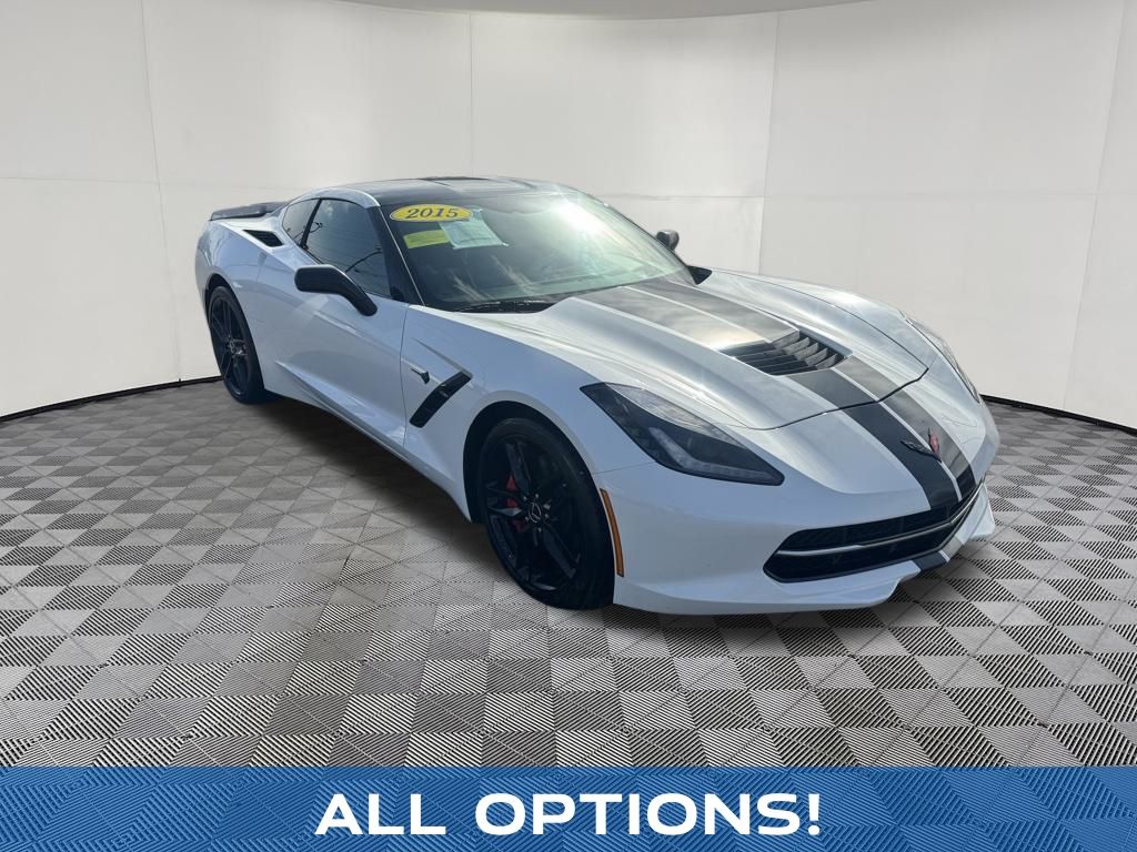2015 Chevrolet Corvette view 3