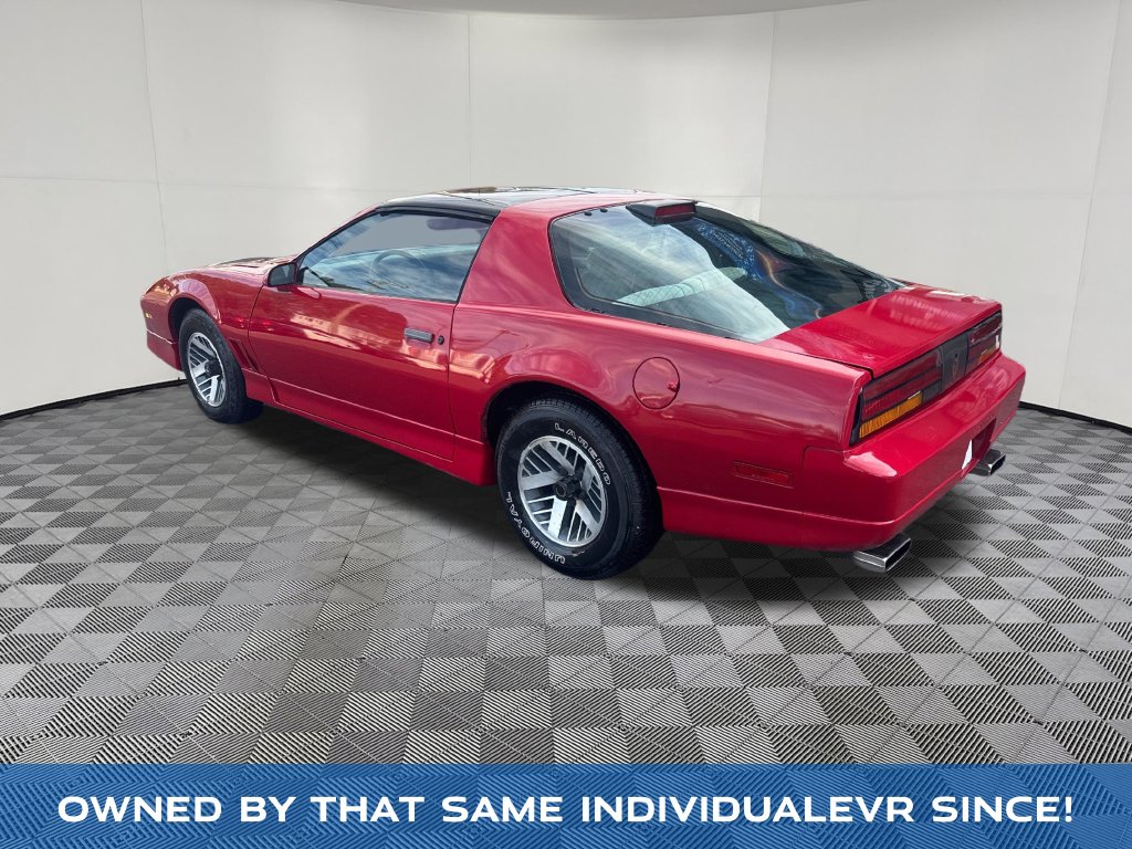 1986 Pontiac Firebird view 4