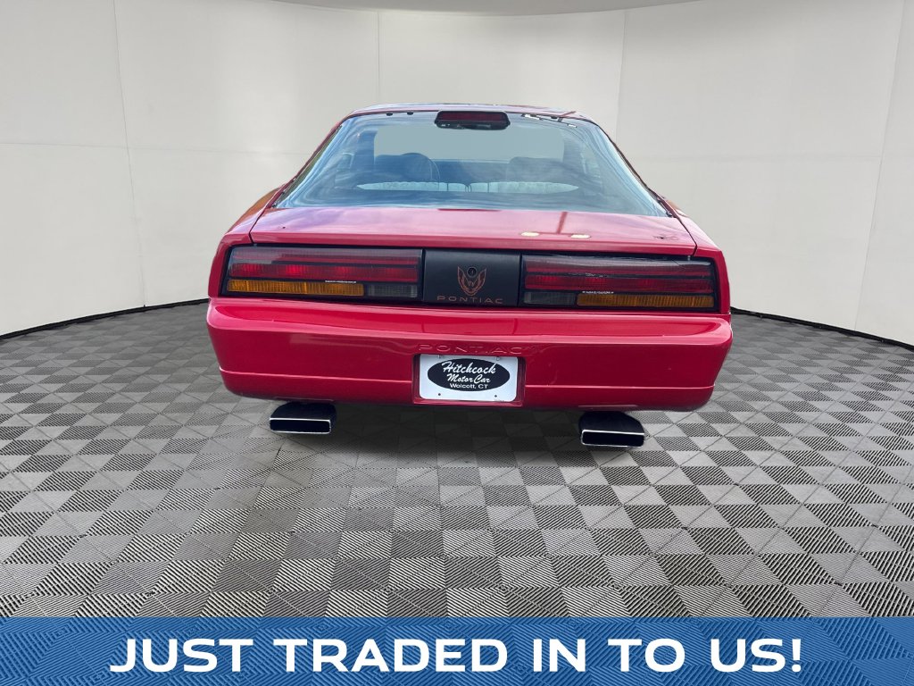 1986 Pontiac Firebird view 5