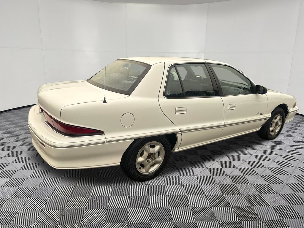 1995 Buick Skylark view 5